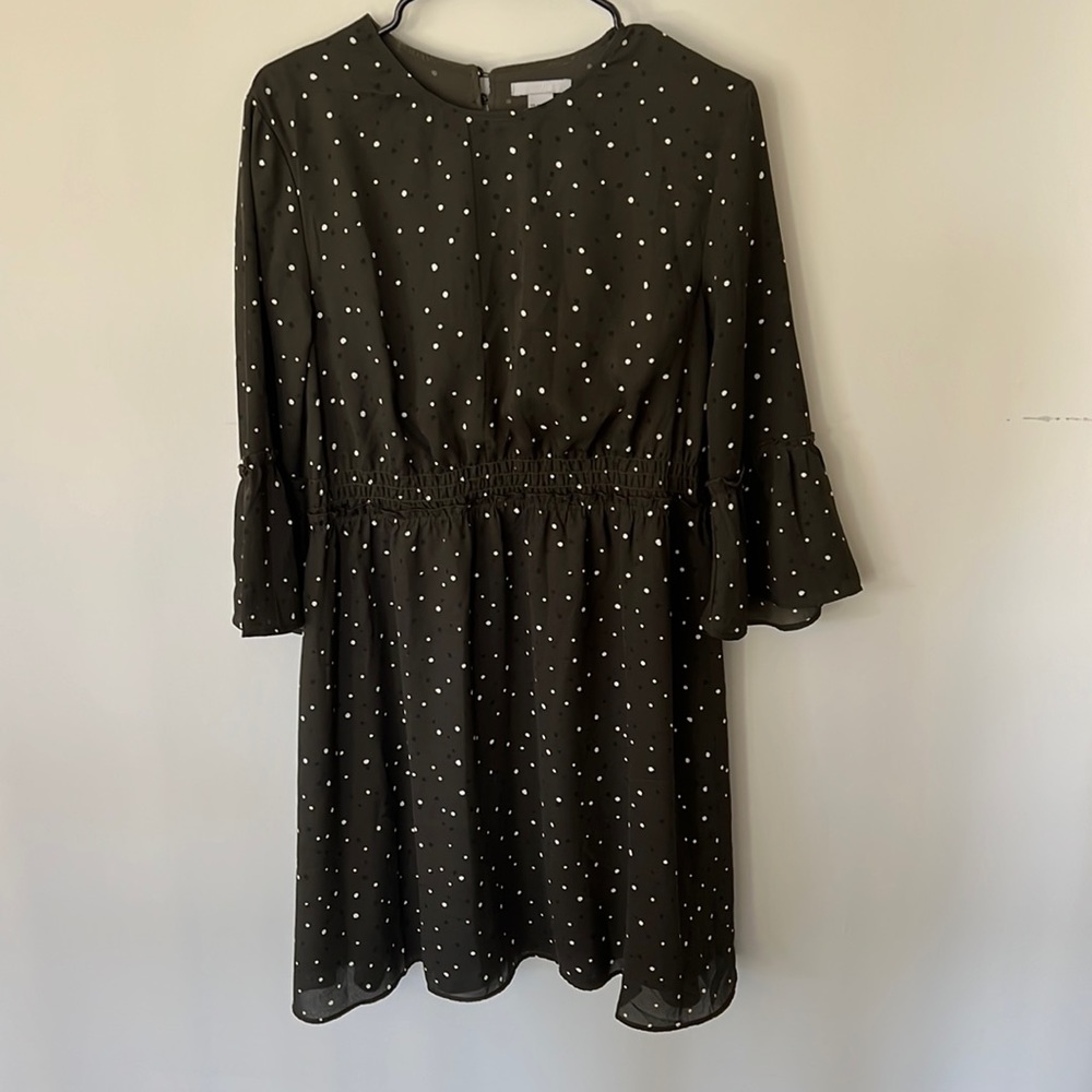 ❤️FRIDAY CLEARANCE ❤️H&M bell sleeve dress